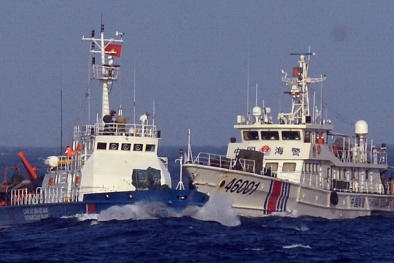 Tàu Trung Quốc sẵn sàng đâm vào tàu cảnh sát biển Việt Nam
